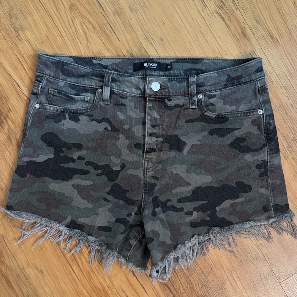 Hudson Gemma Short Camo Sz 30